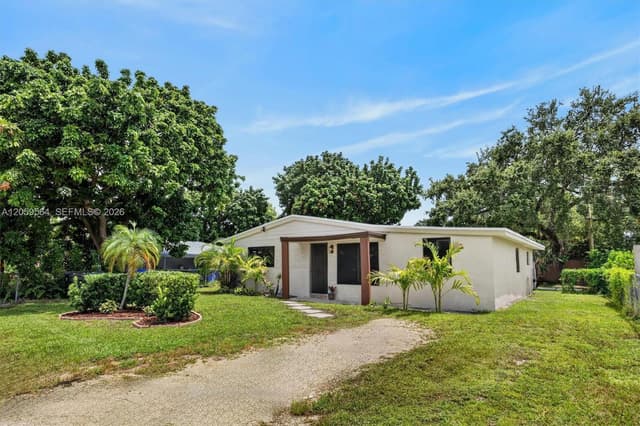 5626 Raleigh St, Hollywood FL 33021 - Hollywood, FL - Photo 2
