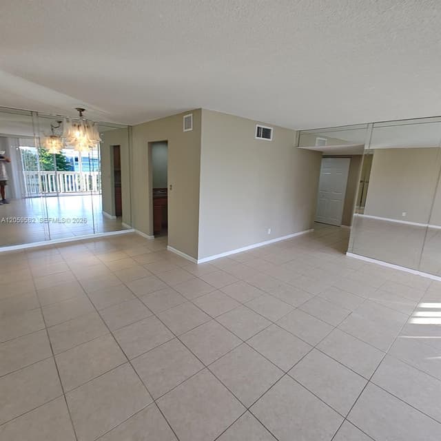 7051 Environ Blvd # 433, Lauderhill FL 33319 - Lauderhill, FL - Photo 5