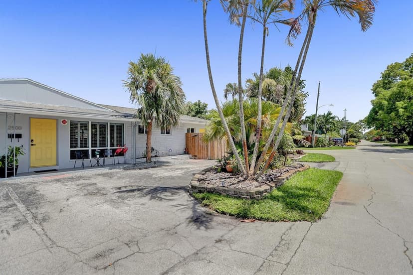 2500 NW 3RD Avenue # 4, Wilton Manors FL 33311