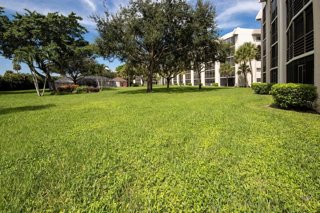 9170 SW 14TH Street # 4107, Boca Raton FL 33428 - Boca Raton, FL - Photo 4