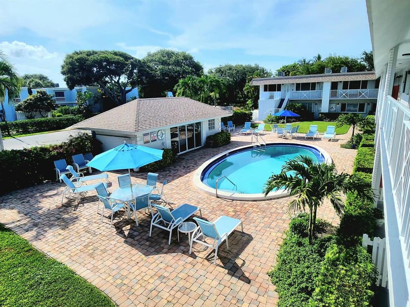 1001 NE 8th Avenue # 212, Delray Beach FL 33483