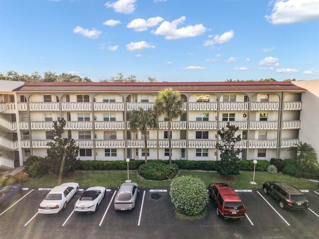 1501 Cayman Way # 1, Coconut Creek FL 33066 - Coconut Creek, FL - Photo 2