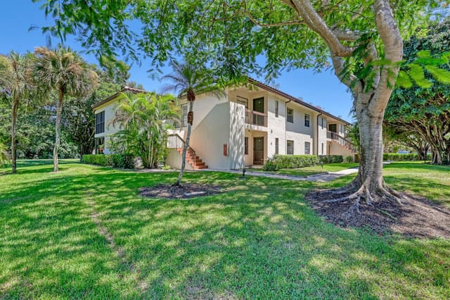 21662 Arriba Real # D, Boca Raton FL 33433 - Boca Raton, FL - Photo 2
