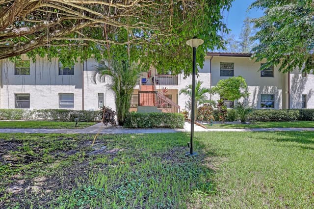 21662 Arriba Real # D, Boca Raton FL 33433 - Boca Raton, FL - Photo 4
