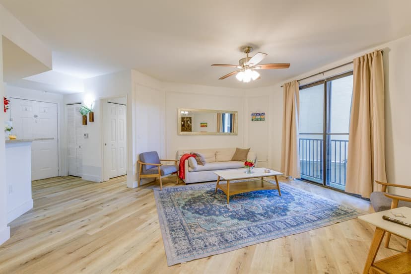 780 S Sapodilla Avenue # 206, West Palm Beach FL 33401