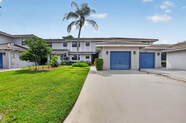 310 Deer Creek Lakeside Way, Deerfield Beach FL 33442 - Deerfield Beach, FL - Photo 2