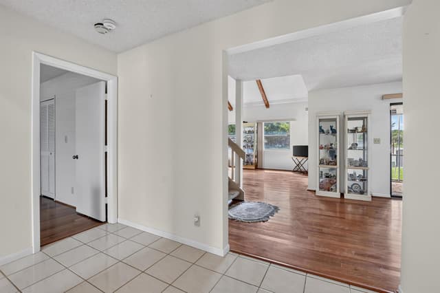 310 Deer Creek Lakeside Way, Deerfield Beach FL 33442 - Deerfield Beach, FL - Photo 3