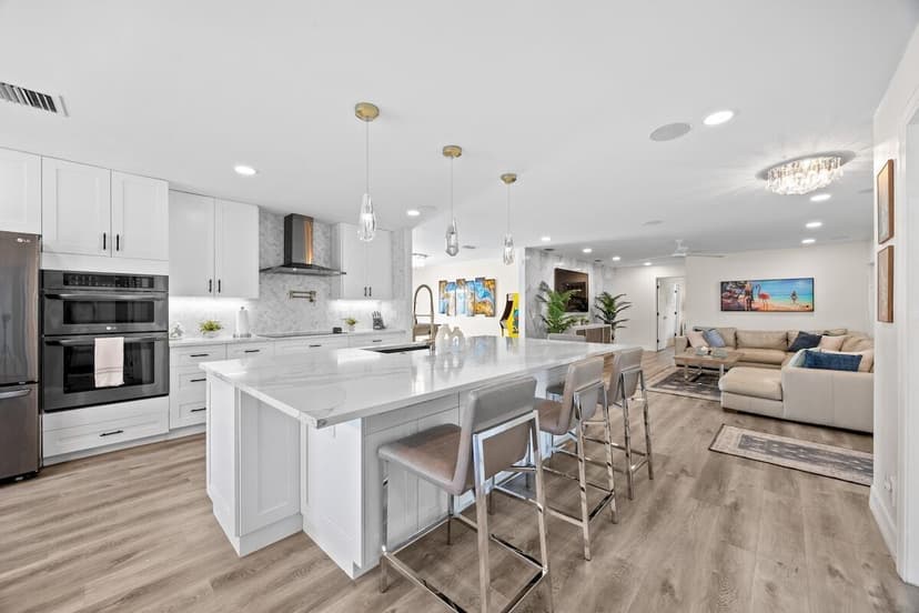 526 Linnet Circle, Delray Beach FL 33444