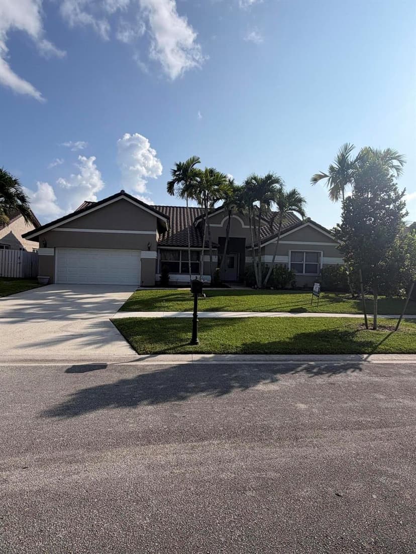 16320 NW 9th Drive, Pembroke Pines FL 33028