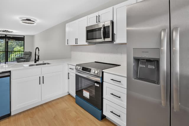 6795 Huntington Lane # 201, Delray Beach FL 33446 - Delray Beach, FL - Photo 2