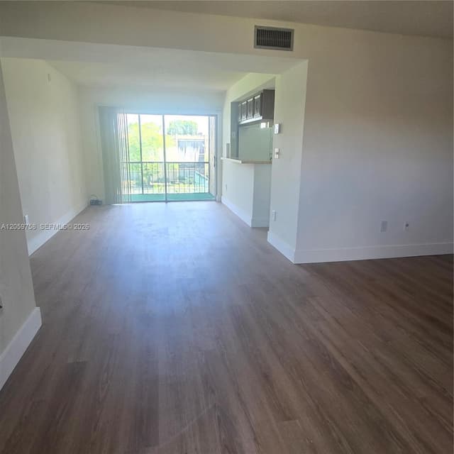 8401 SW 107 # 312E, Miami FL 33173 - Miami, FL - Photo 2