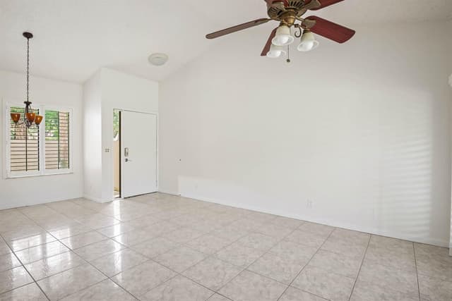 14 Vía De Casas Sur # 103, Boynton Beach FL 33426 - Boynton Beach, FL - Photo 7