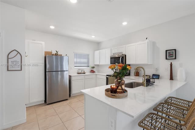 357 NE 1st Dr, Florida City FL 33034 - Florida City, FL - Photo 6