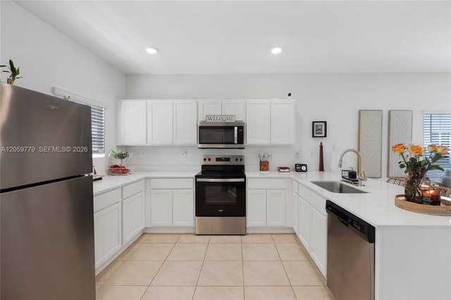 357 NE 1st Dr, Florida City FL 33034 - Florida City, FL - Photo 7