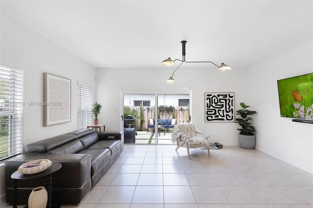 357 NE 1st Dr, Florida City FL 33034 - Florida City, FL - Photo 4