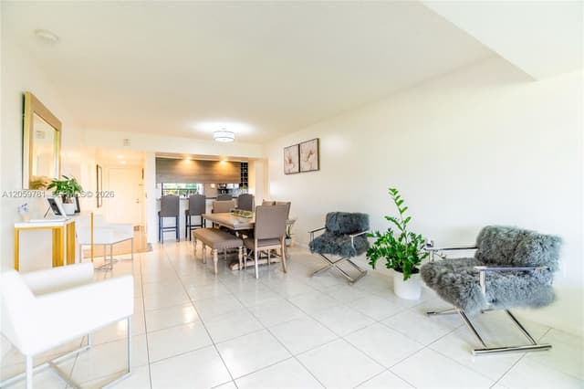 1508 S WHITEHALL # 206, Davie FL 33324 - Davie, FL - Photo 4