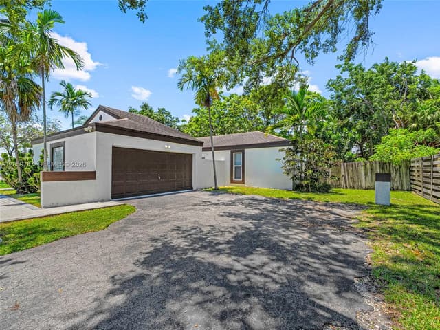 15491 SW 153rd St, Miami FL 33187 - Miami, FL - Photo 3