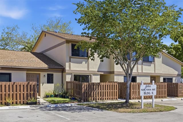 2950 NW 106th Ave # 8, Sunrise FL 33322 - Sunrise, FL - Photo 4