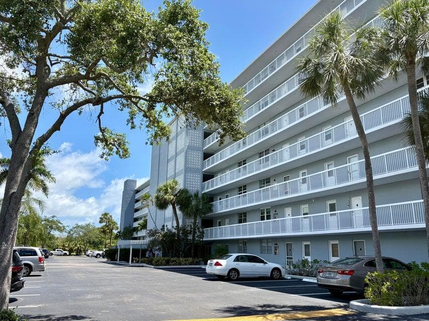 5700 NW 2nd Avenue # 202, Boca Raton FL 33487