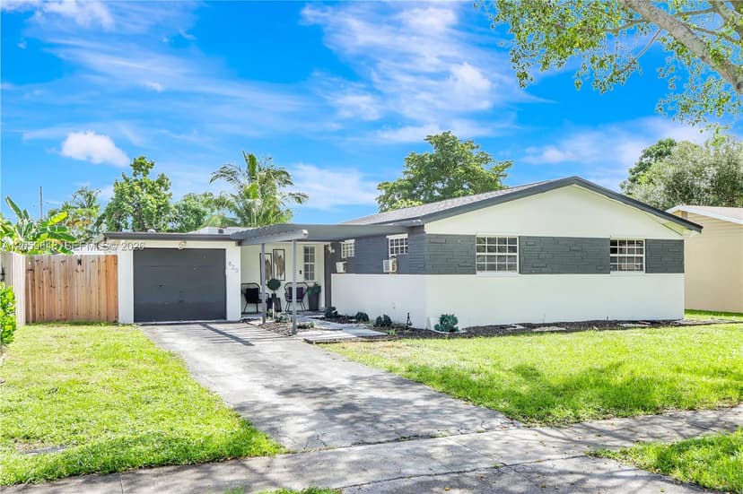 820 NW 67th Ave, Margate FL 33063