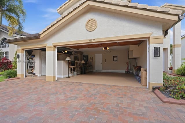 13351 SW 45th Dr, Miramar FL 33027 - Miramar, FL - Photo 4