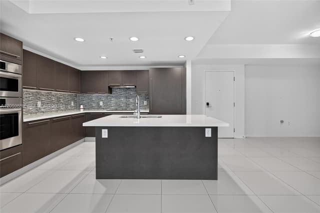 7751 NW 107th ave # 209, Doral FL 33178 - Doral, FL - Photo 5