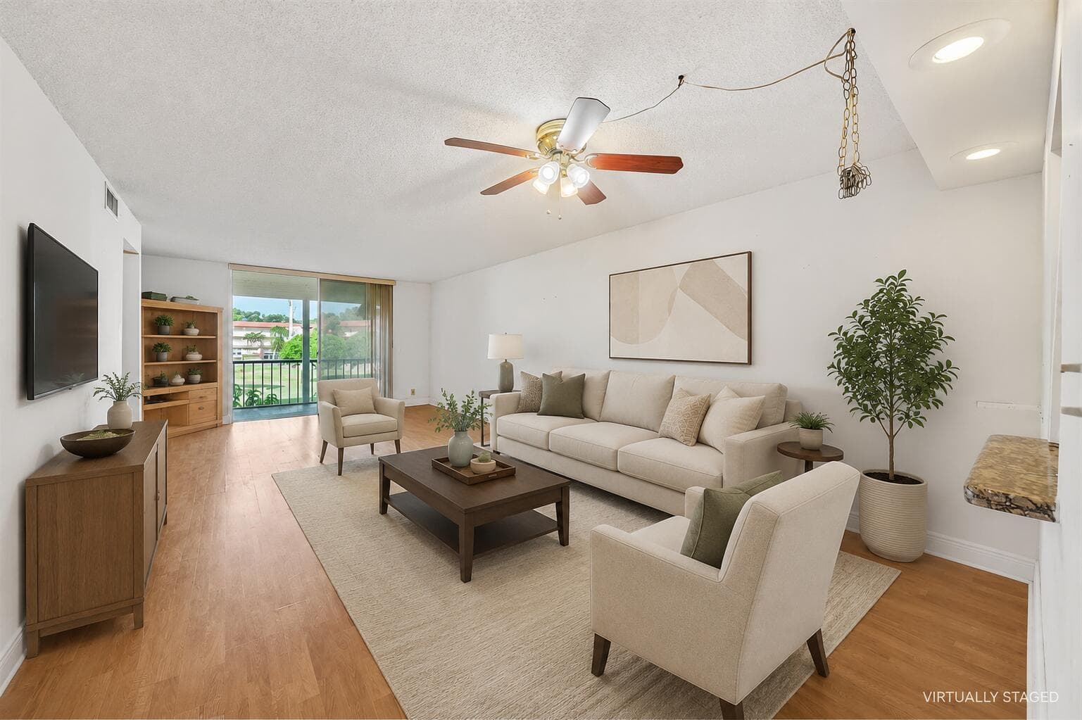 8980 S HOLLYBROOK Boulevard # 204, Pembroke Pines FL 33025 - Pembroke Pines, FL - Photo 1
