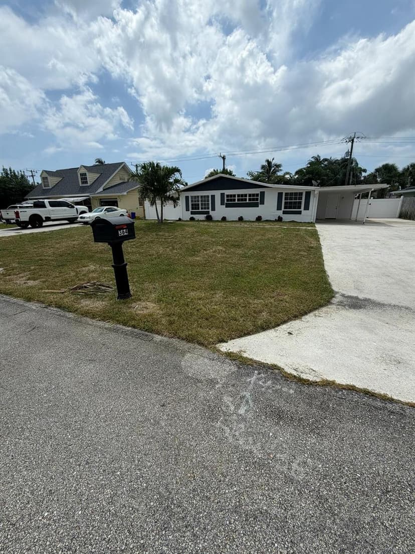 364 Garden Boulevard, Palm Beach Gardens FL 33410