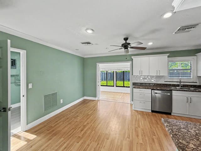 150 SE 5th Court, Pompano Beach FL 33060 - Pompano Beach, FL - Photo 4