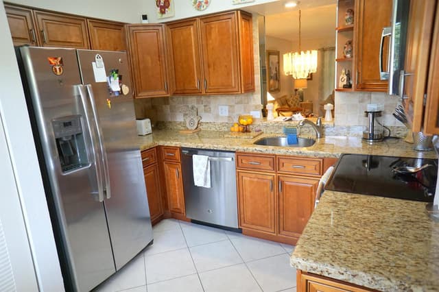 7286 HUNTINGTON Lane # 306, Delray Beach FL 33446 - Delray Beach, FL - Photo 6
