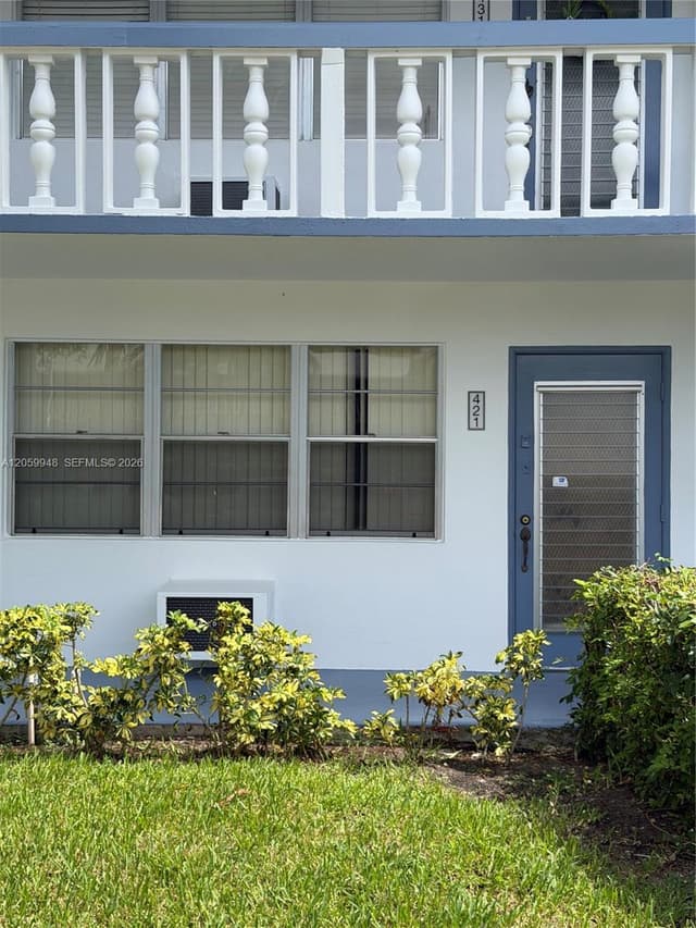 421 Tilford T # 421, Deerfield Beach FL 33442 - Deerfield Beach, FL - Photo 2