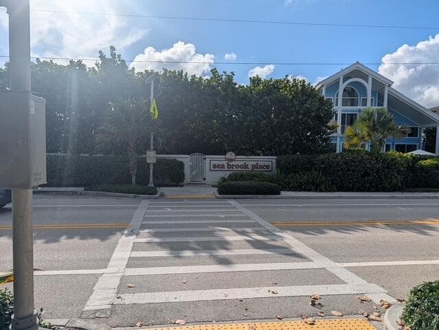 163 SEABREEZE Circle, Jupiter FL 33477