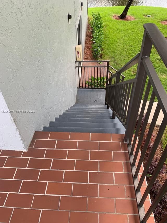 16581 Blatt Blvd # 206, Weston FL 33326 - Weston, FL - Photo 2