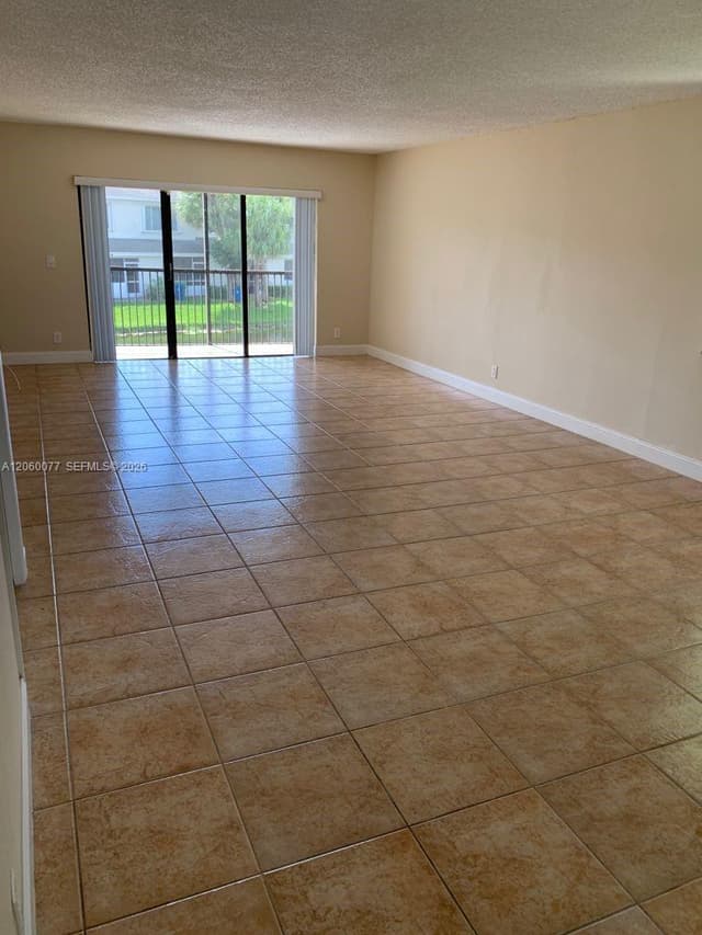 16581 Blatt Blvd # 206, Weston FL 33326 - Weston, FL - Photo 4
