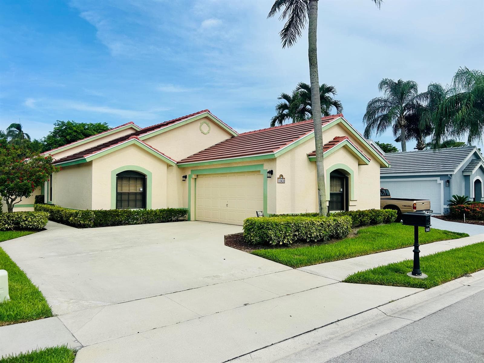 10430 Lexington Circle S, Boynton Beach FL 33436 - Boynton Beach, FL - Photo 1