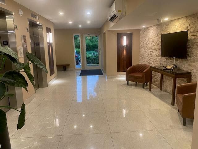 300 Diplomat Parkway # 307, Hallandale Beach FL 33009 - Hallandale Beach, FL - Photo 3