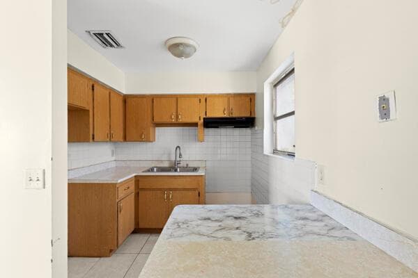 110 SW 12TH Avenue, South Bay FL 33493 - South Bay, FL - Photo 6
