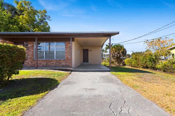 110 SW 12TH Avenue, South Bay FL 33493 - South Bay, FL - Photo 3