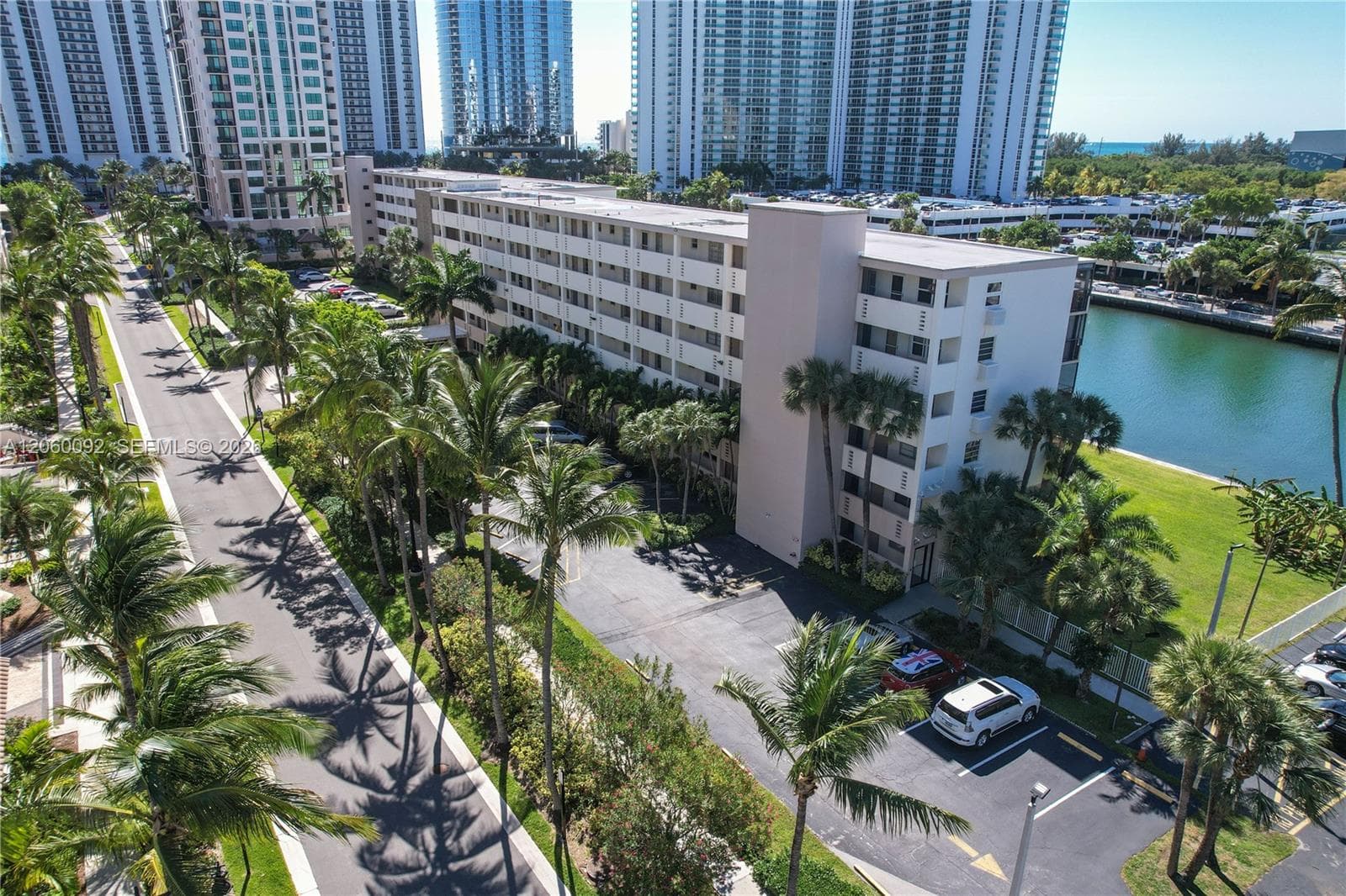 220 Kings Point Dr # 211, Sunny Isles Beach FL 33160 - Sunny Isles Beach, FL - Photo 1