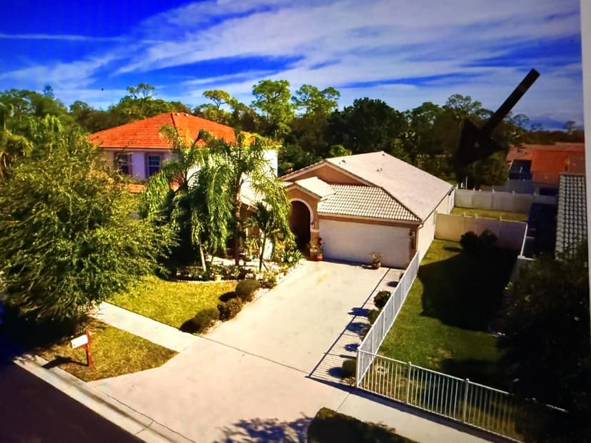 139 PRESERVE Drive, Royal Palm Beach FL 33411