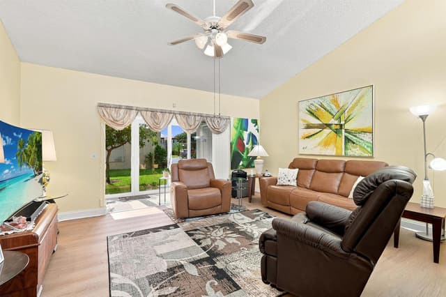 2532 Boundbrook Drive S # 107, Palm Springs FL 33406 - Palm Springs, FL - Photo 6
