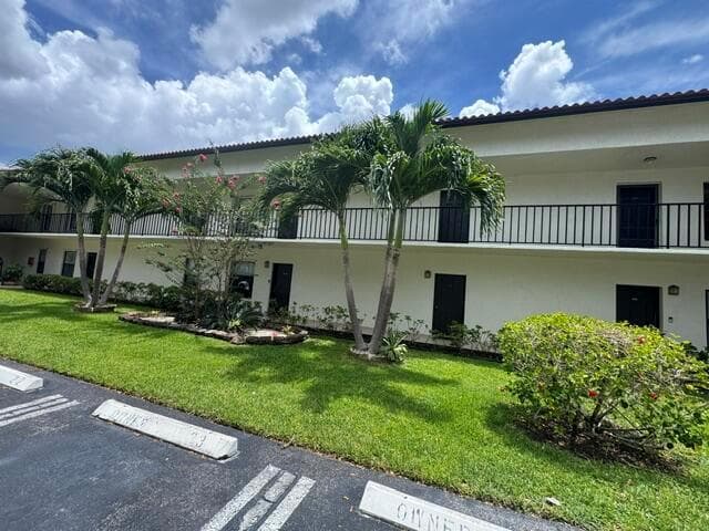3 Vía De Casas Sur # 103, Boynton Beach FL 33426