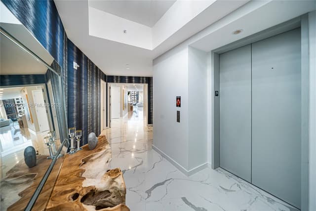 851 NE 1st Ave # 2911, Miami FL 33132 - Miami, FL - Photo 3