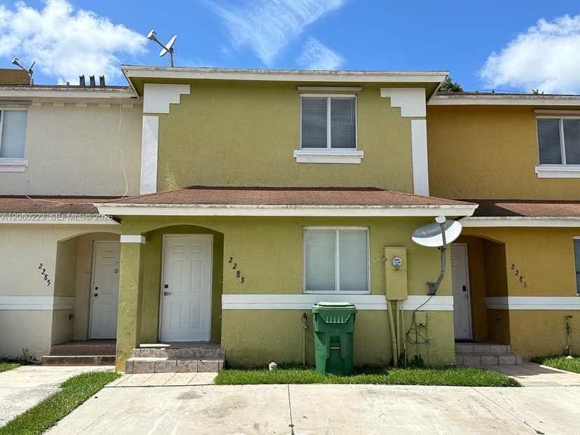 2283 NW 136th Ter, Opa-Locka FL 33054