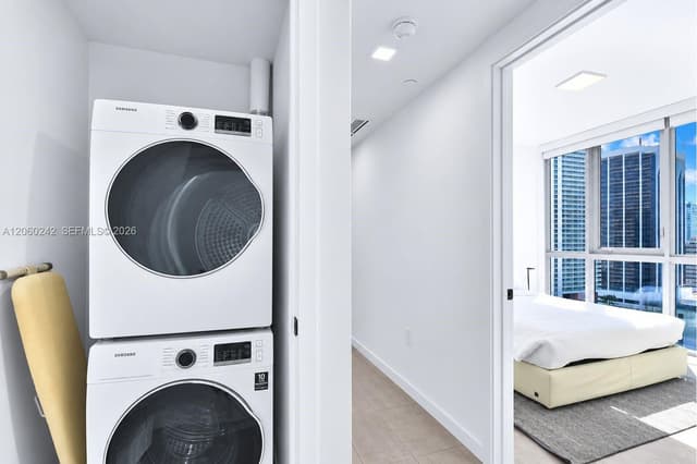 227 NE 2nd St # 2000, Miami FL 33132 - Miami, FL - Photo 7