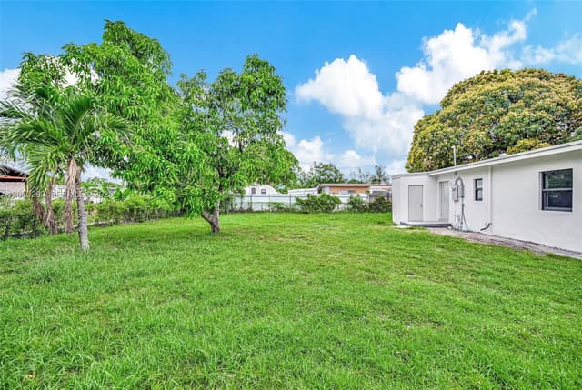 16410 NW 22nd Ct, Miami Gardens FL 33054 - Miami Gardens, FL - Photo 6