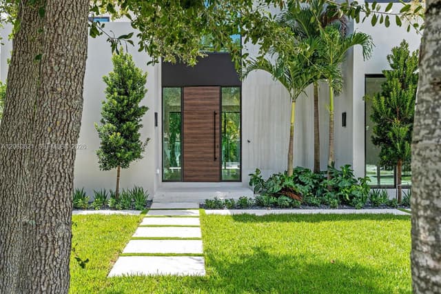 970 NE 92nd St, Miami Shores FL 33138 - Miami Shores, FL - Photo 6