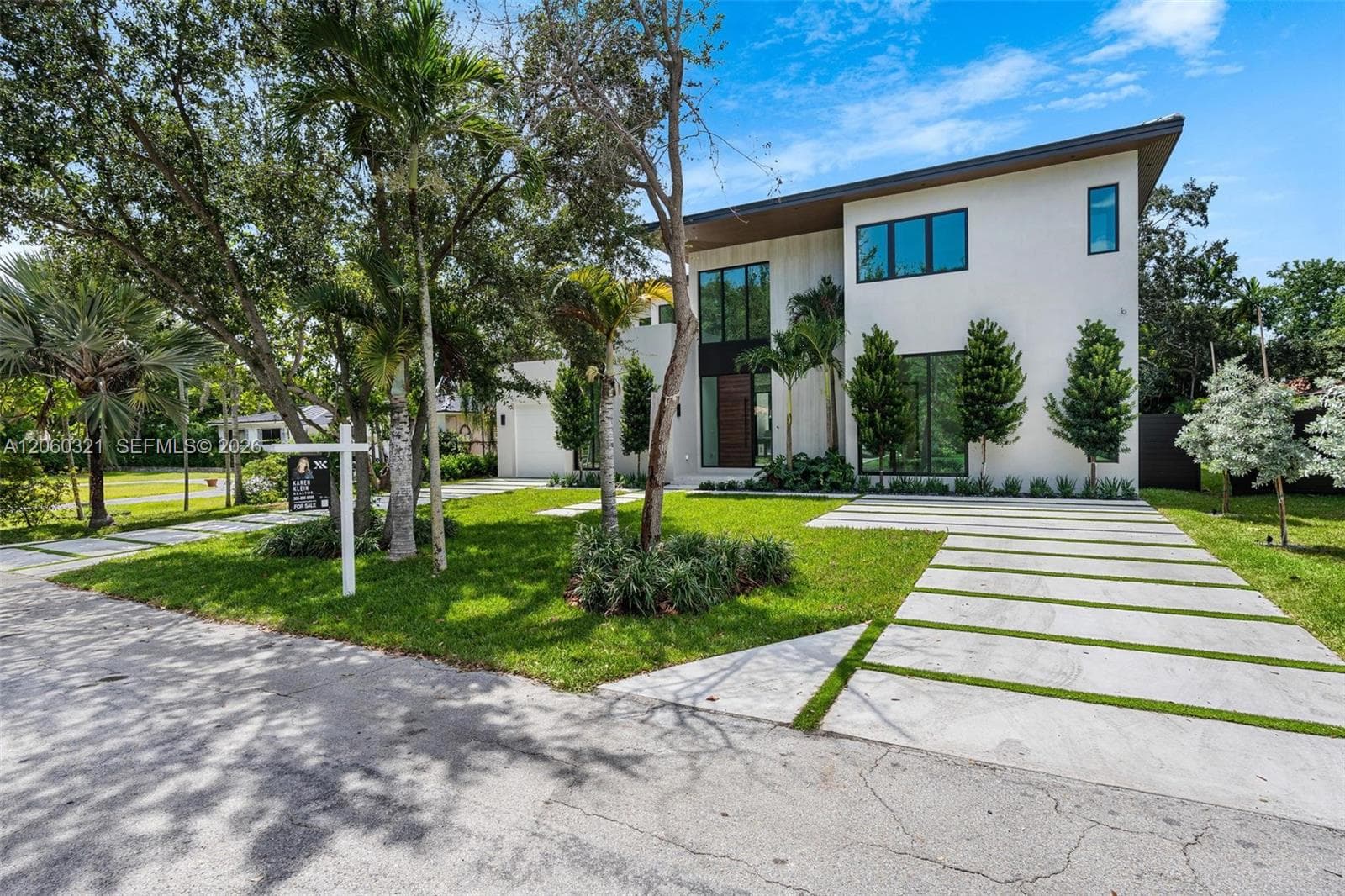 970 NE 92nd St, Miami Shores FL 33138 - Miami Shores, FL - Photo 1
