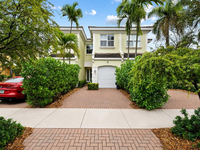 1226 NE 14th Avenue, Fort Lauderdale FL 33304