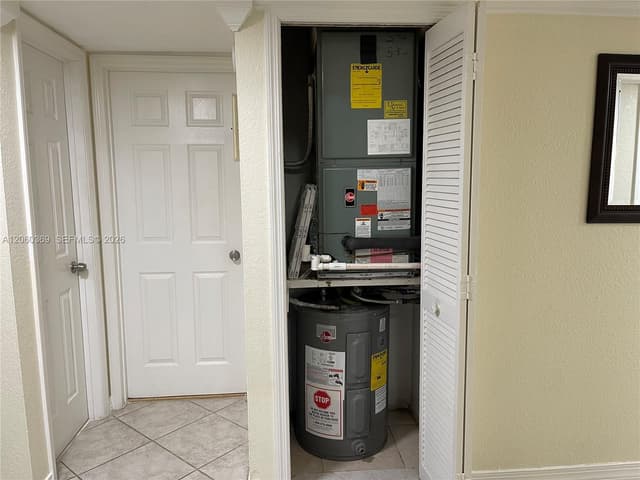 16240 Laurel Dr # 101, Weston FL 33326 - Weston, FL - Photo 6
